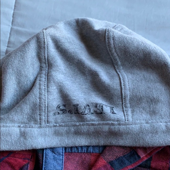 Hooded Levi’s button up - Picture 4 of 4